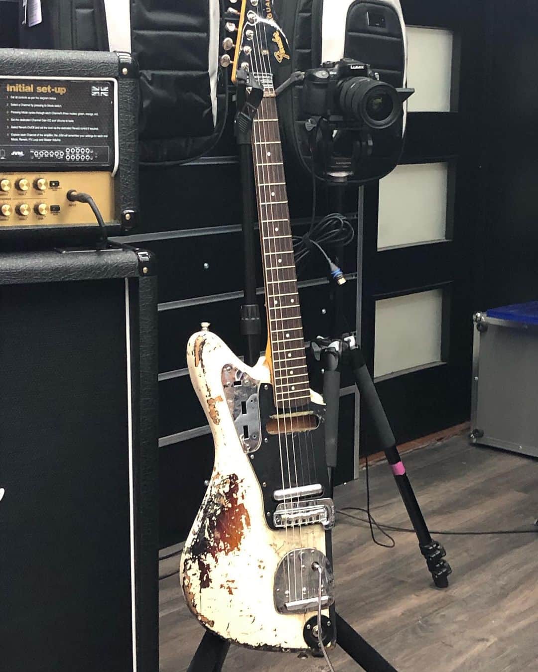 A Place to Bury Strangersのインスタグラム：「The guitar Oliver brought to the pedal demo at @overdrive.cl #lol #halfguitar #deathbyaudio #deathbyaudioeffects」