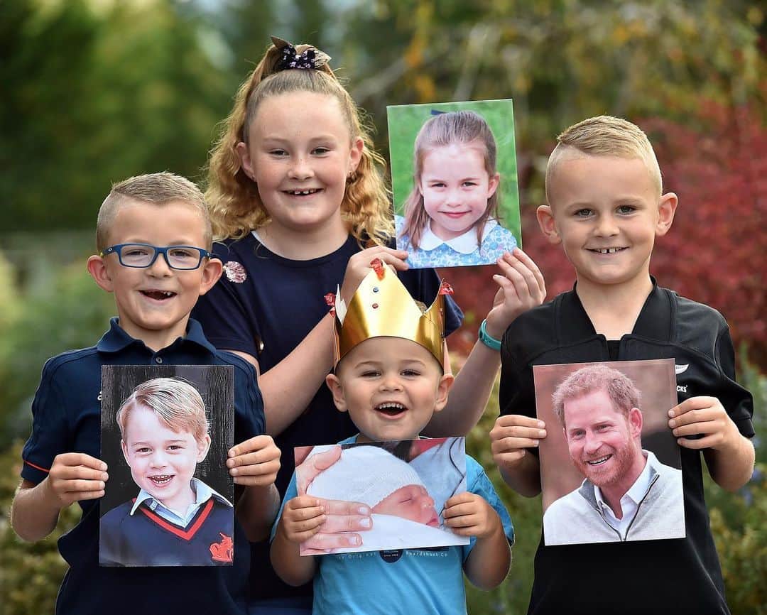 NBC Newsさんのインスタグラム写真 - (NBC NewsInstagram)「#NewZealand mother Jo Stafford is feeling regal after #PrinceHarry and #PrinceWilliam followed in her footsteps by giving their children three of the names she used for her sons and daughter. Stafford's four children are 11-year-old Charlotte, 9-year-old Harry, 7-year-old George, and Archie, 4. Click the link in our bio to read what Stafford had to say about the coincidence. . 📷 Peter McIntosh / @otagodailytimes」5月14日 1時47分 - nbcnews