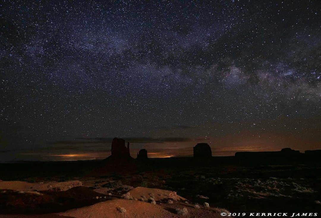 Ricoh Imagingさんのインスタグラム写真 - (Ricoh ImagingInstagram)「Starry skies captured by our brand ambassador @kerrickjames5 using his #pentaxkp with the new HD Pentax DA* 11-18mmF2.8ED DC AW lens!  15.0 sec F/2.8 ISO 5000.」5月14日 2時49分 - ricohpentax