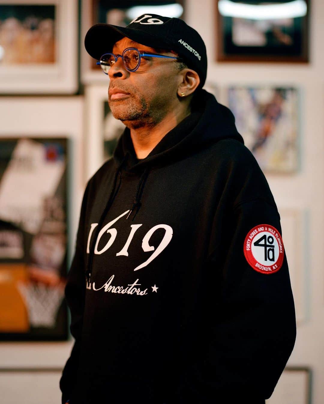 HYPEBEASTさんのインスタグラム写真 - (HYPEBEASTInstagram)「Our latest HYPEBEAST Digital cover story is with iconic filmmaker @officialspikelee. Head to the link in our bio to read about our time spent at Spike’s 40 Acres HQ in Fort Greene, Brooklyn.  Photos: @renellaice」5月14日 4時13分 - hypebeast
