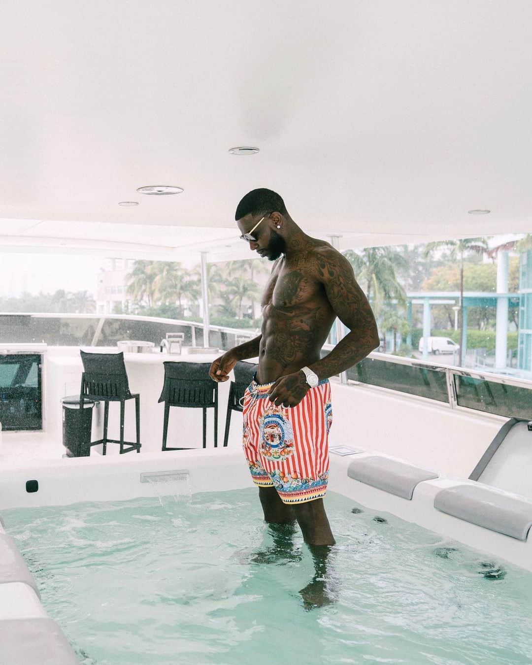 グッチ・メインのインスタグラム：「Let me motivate U Keep Watching Me 💪🏿」