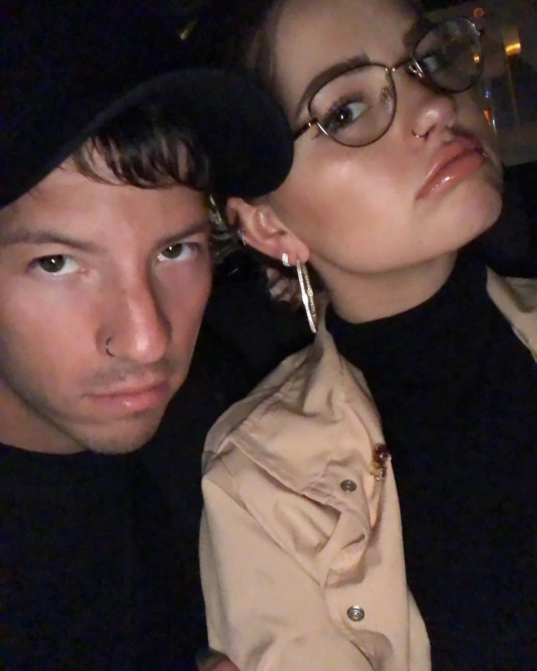 ジョシュ・ダンのインスタグラム：「happy birth, bae. i love you forever」
