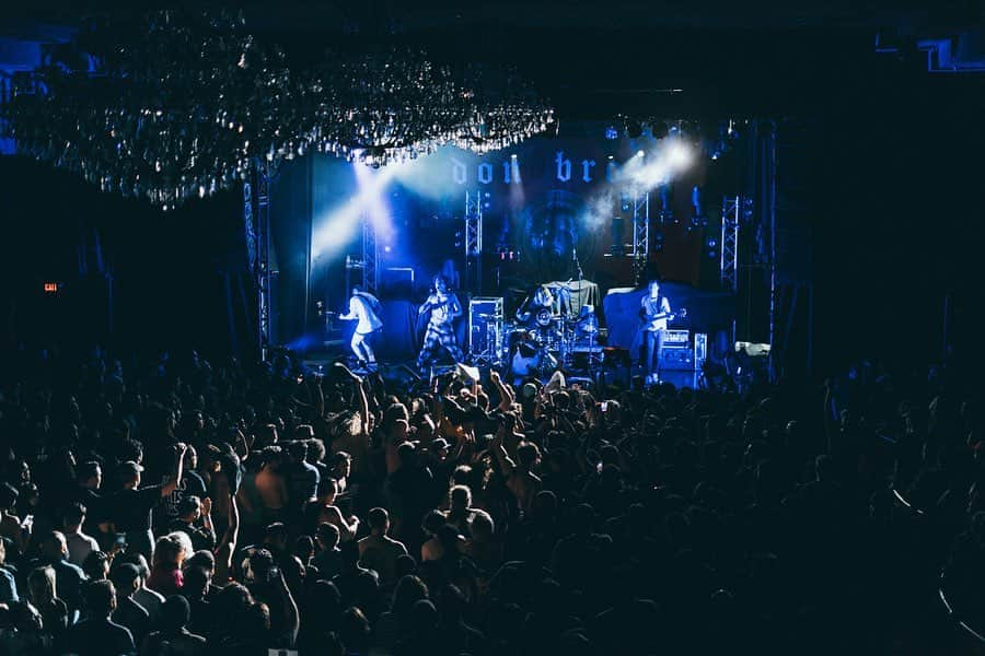 Don Brocoさんのインスタグラム写真 - (Don BrocoInstagram)「LOS ANGELES NIGHT 2 THANK YOU 🙏 📷: @luisrodphotography」5月14日 6時49分 - donbroco