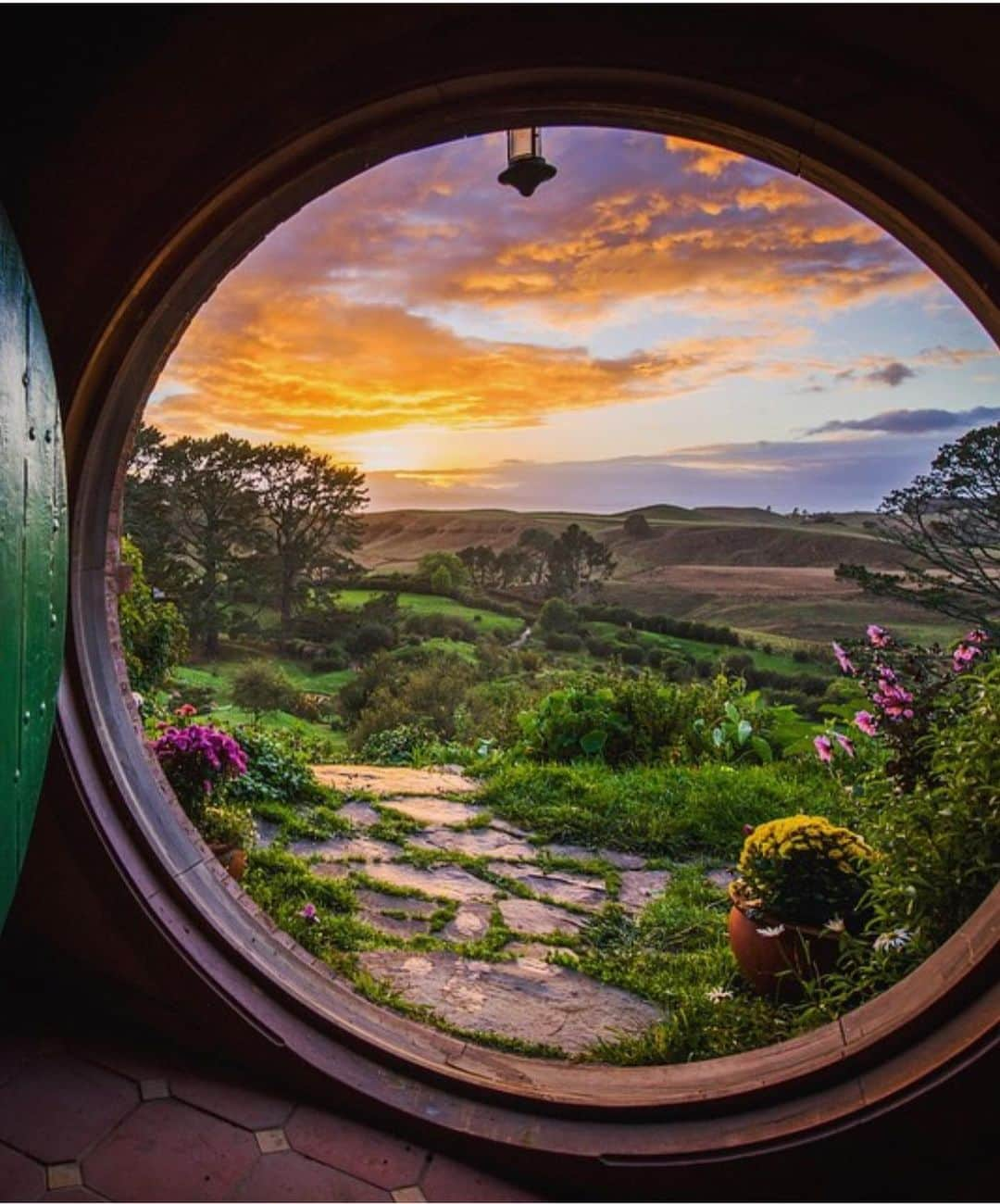 Wonderful Placesさんのインスタグラム写真 - (Wonderful PlacesInstagram)「The Hobbiton - New Zealand ✨💖💖💖💖✨ . Pictures by ✨✨@shaun_jeffers✨✨ #wonderful_places for a feature 💖」5月14日 7時04分 - wonderful_places