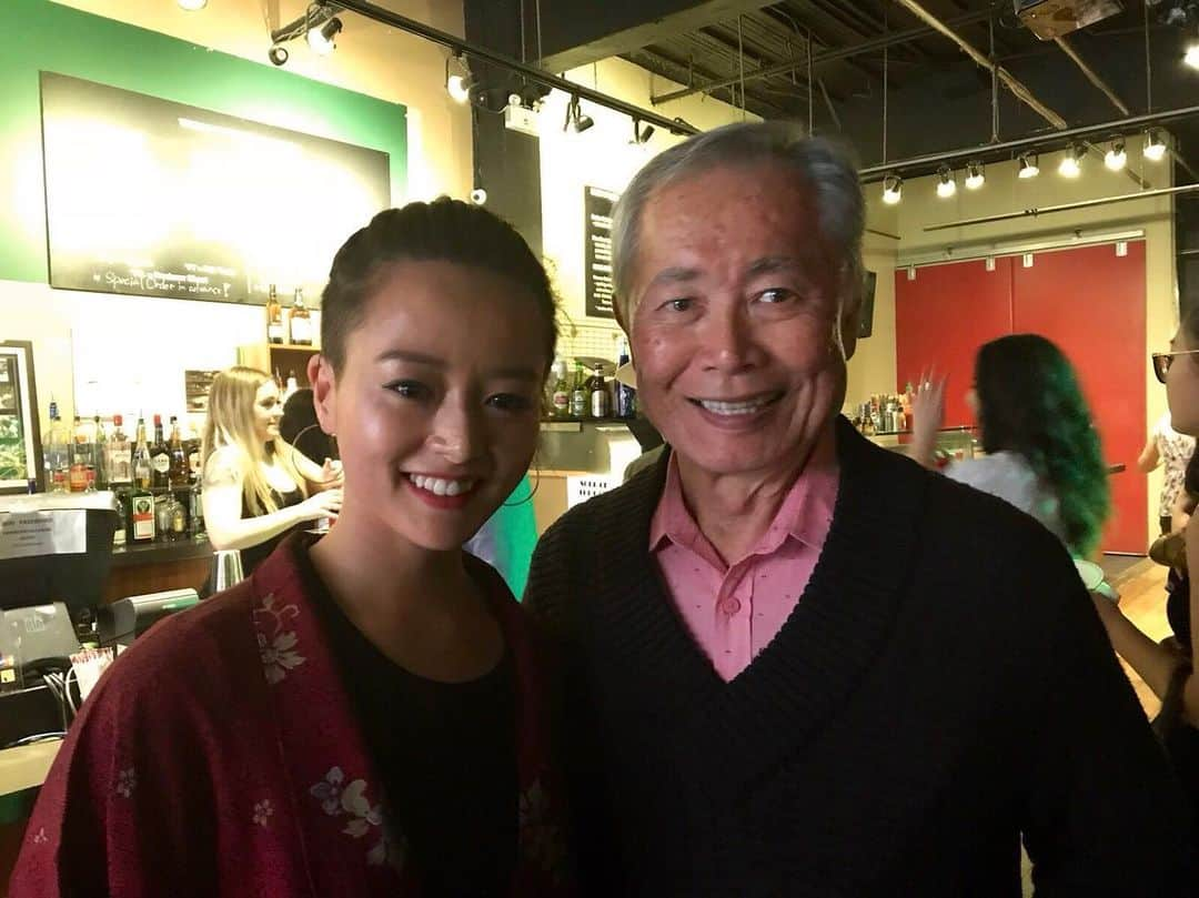 祐真キキさんのインスタグラム写真 - (祐真キキInstagram)「Oh my❤️ @georgehtakei  is such a lovely lovely man😊 I'm soooo honored to work with him @theterroramc  Thank you🙏😊 ジョージタケイさん。 可愛くて、最高に良い人 今回ドラマ ご一緒できて、本当に光栄です😭  ありがとうございました🙏🙏🙏」5月14日 16時33分 - kikisukezane