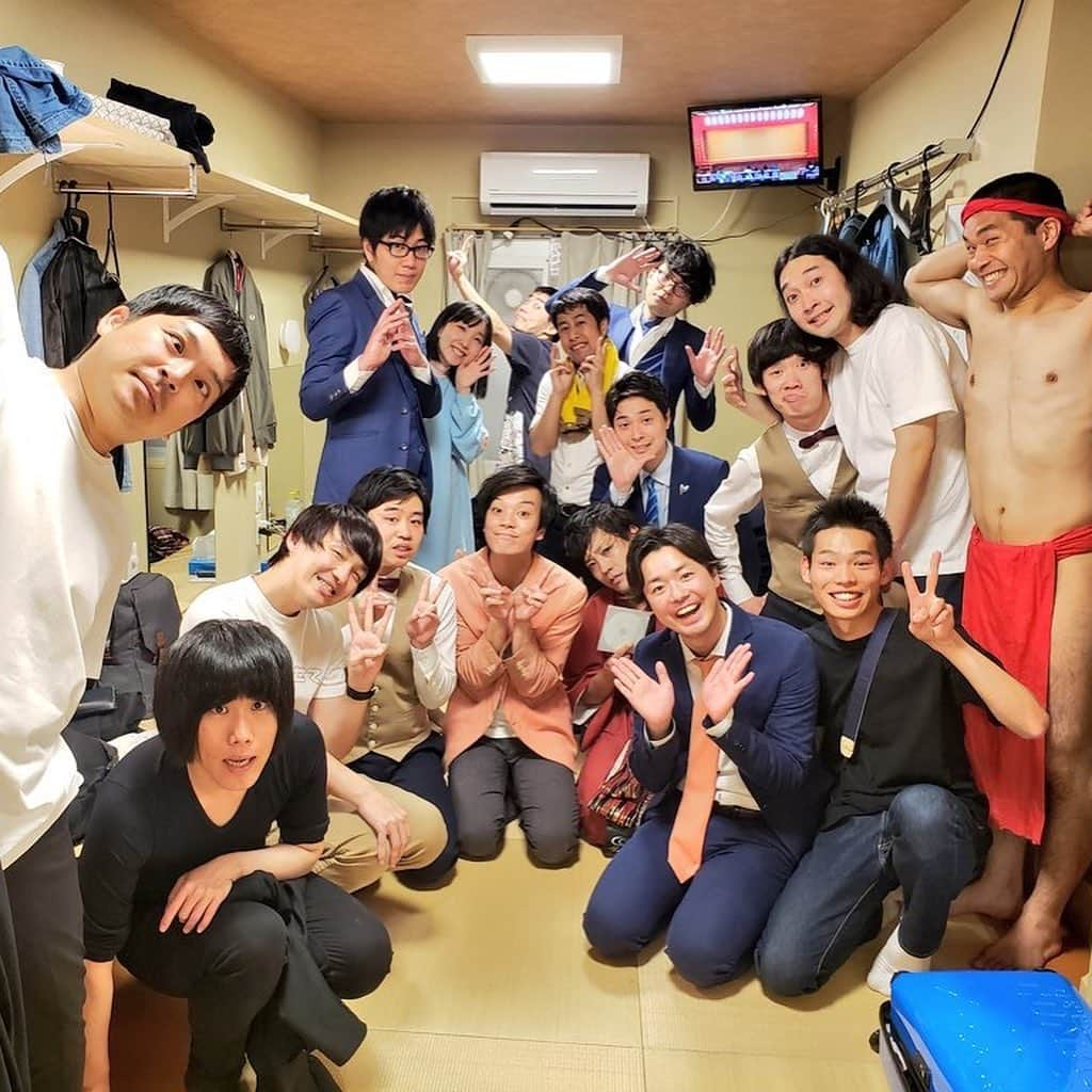 しゅうぺいさんのインスタグラム写真 - (しゅうぺいInstagram)「K-PRO名古CARNIVAL2019‼️ ありがとうございました✨ 3公演内容盛り沢山で最高でしたね🌈 声かけていただいたお客さんもありがとうございました😊 また名古屋行きたいですね👍  #KPRO#名古屋#大須演芸場#お笑い#ライブ#芸人#ランジャタイ#ウエストランド#パーパー#ヤーレンズ#ストレッチーズ#かが屋 #まんじゅう大帝国#ぺこぱ#天むす#手羽先#名古屋城#シャチホコ#名古屋グランパス#サッカー」5月14日 16時39分 - pekopa.shupei