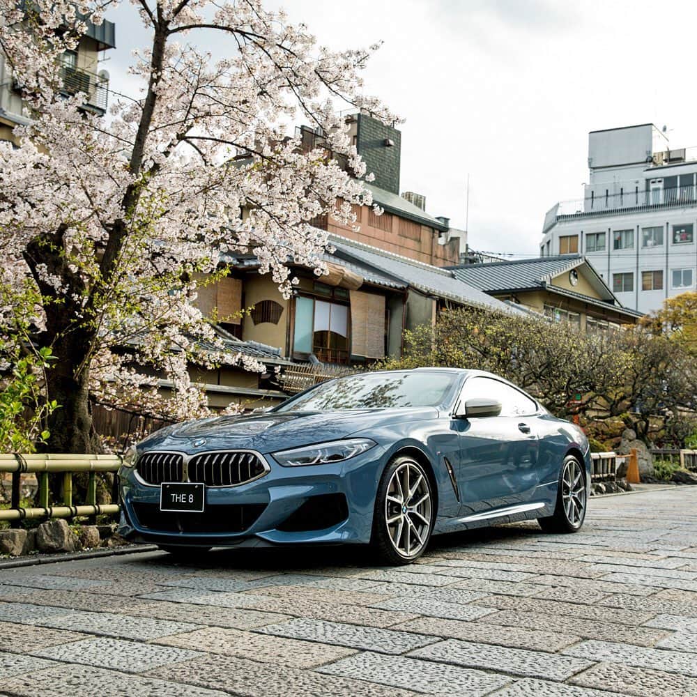 BMW Japanさんのインスタグラム写真 - (BMW JapanInstagram)「. 【KYOTOGRAPHIE 京都国際写真祭 開催レポート】 . 4月13日～5月12日に、BMWが協賛する「KYOTOGRAPHIE 京都国際写真祭」が開催され、ニューBMW 8シリーズや特別なアートラッピングが施されたBMW i3が展示されました。 . 京都の歴史ある風景と、8シリーズとi3の美しい写真をお愉しみください。 . また、現在開催を記念したオリジナルフィルム 「光への探求」公開中。 . #KYOTOGRAPHIE #京都国際写真際2019 #京都国際写真際 #京都 #芸術 . #BMW #駆けぬける歓び #BMWJapan #8シリーズ #i3 #BMWWorld #BMWPost #BMWgram #BMWlovers #BMWlife #BMWlove #BMWforlife #BMWcar」5月14日 17時06分 - bmwjapan