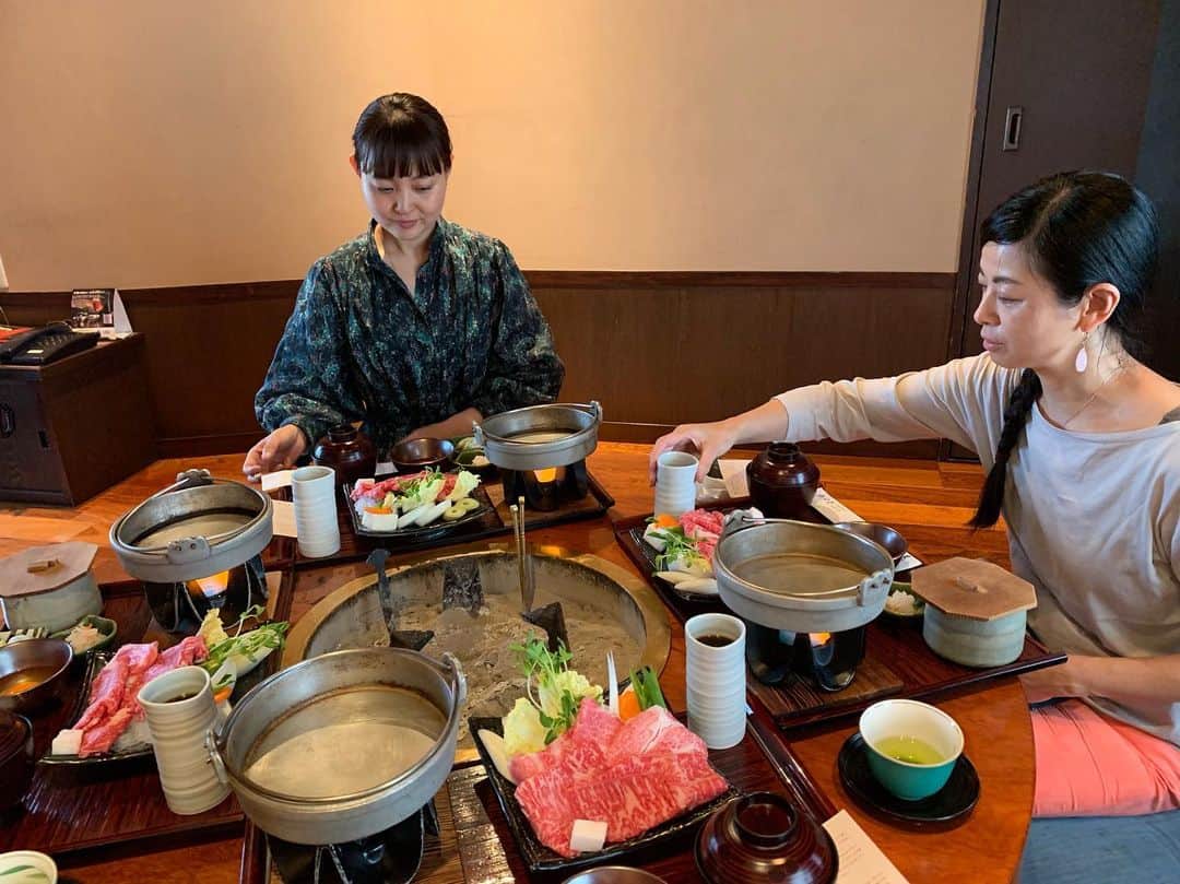 青山有紀さんのインスタグラム写真 - (青山有紀Instagram)「東海醸造さんのたまりを使ったすき焼きを食べに😋」5月14日 17時16分 - yukiaoya