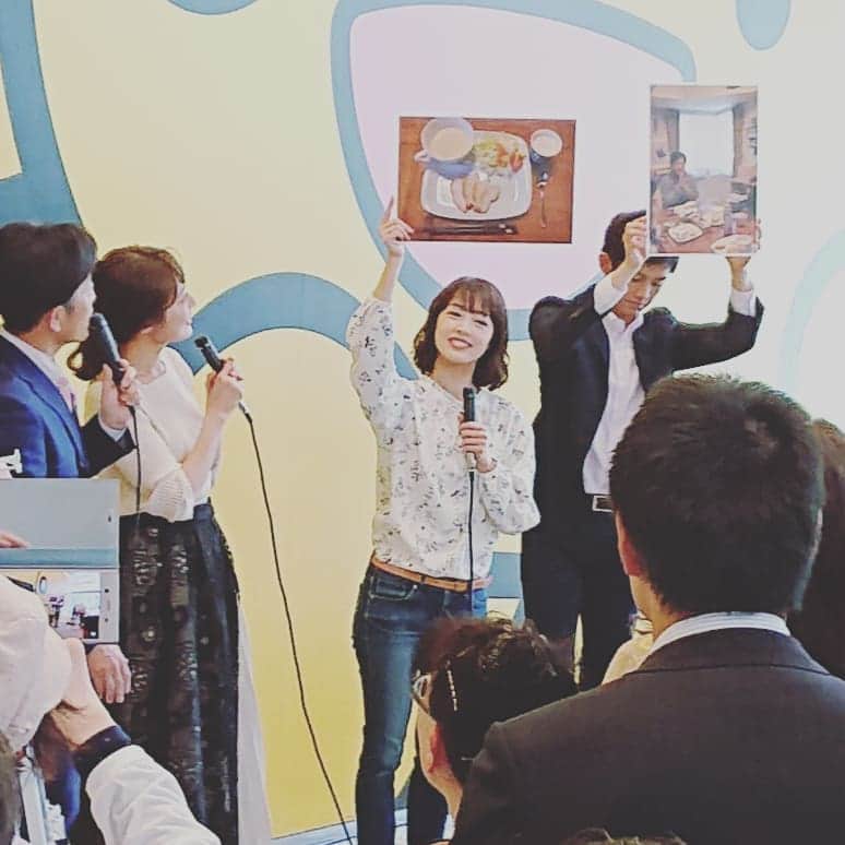 北海道テレビ「イチオシ！モーニング」さんのインスタグラム写真 - (北海道テレビ「イチオシ！モーニング」Instagram)「きょうはHTBハイタッチウィーク朝ごはんトークショーに、多くの方にお越し頂きました！本当にありがとうございます！ イチモニ！では引き続き、朝ごはんの大切さをご紹介する企画を放送致します! 朝イチ番、いただきます！  #朝ごはんトークショー #onちゃんテラス #石沢綾子 #林和人 #室岡里美 #高橋春花 #菊地友弘 #イチモニ #イチオシ #朝イチ番いただきます #本当にありがとうございました」5月14日 17時47分 - htb_ichimoni