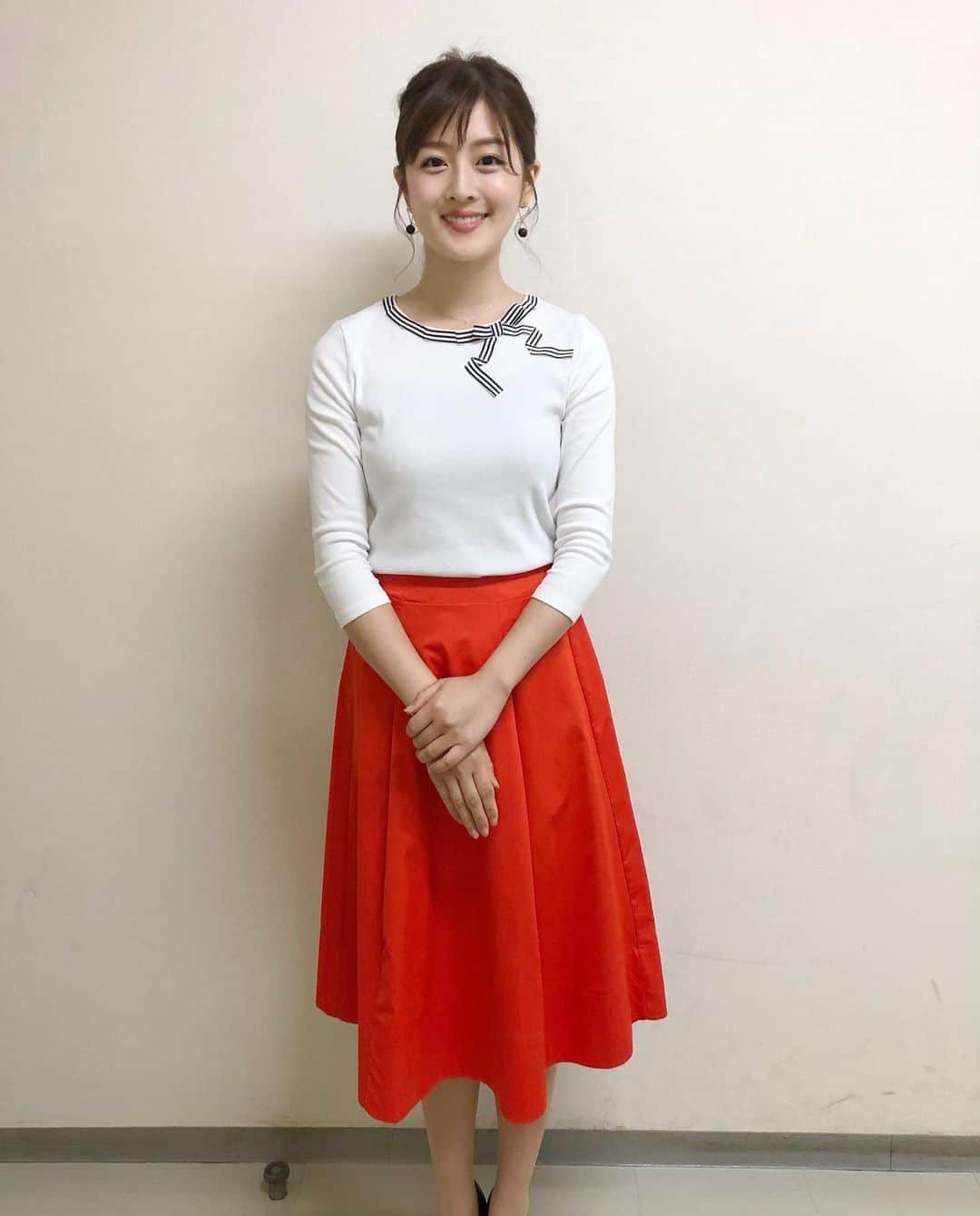 中村秀香のインスタグラム：「今朝は、『す・またん！』お天気担当でした。ありがとうございました。  明日はすまたん、スタジオ担当です。 よろしくお願いします✨  #すまたん #だじゃれひでーかどーか  #急な雨天で #気がどうてん （雨天）」