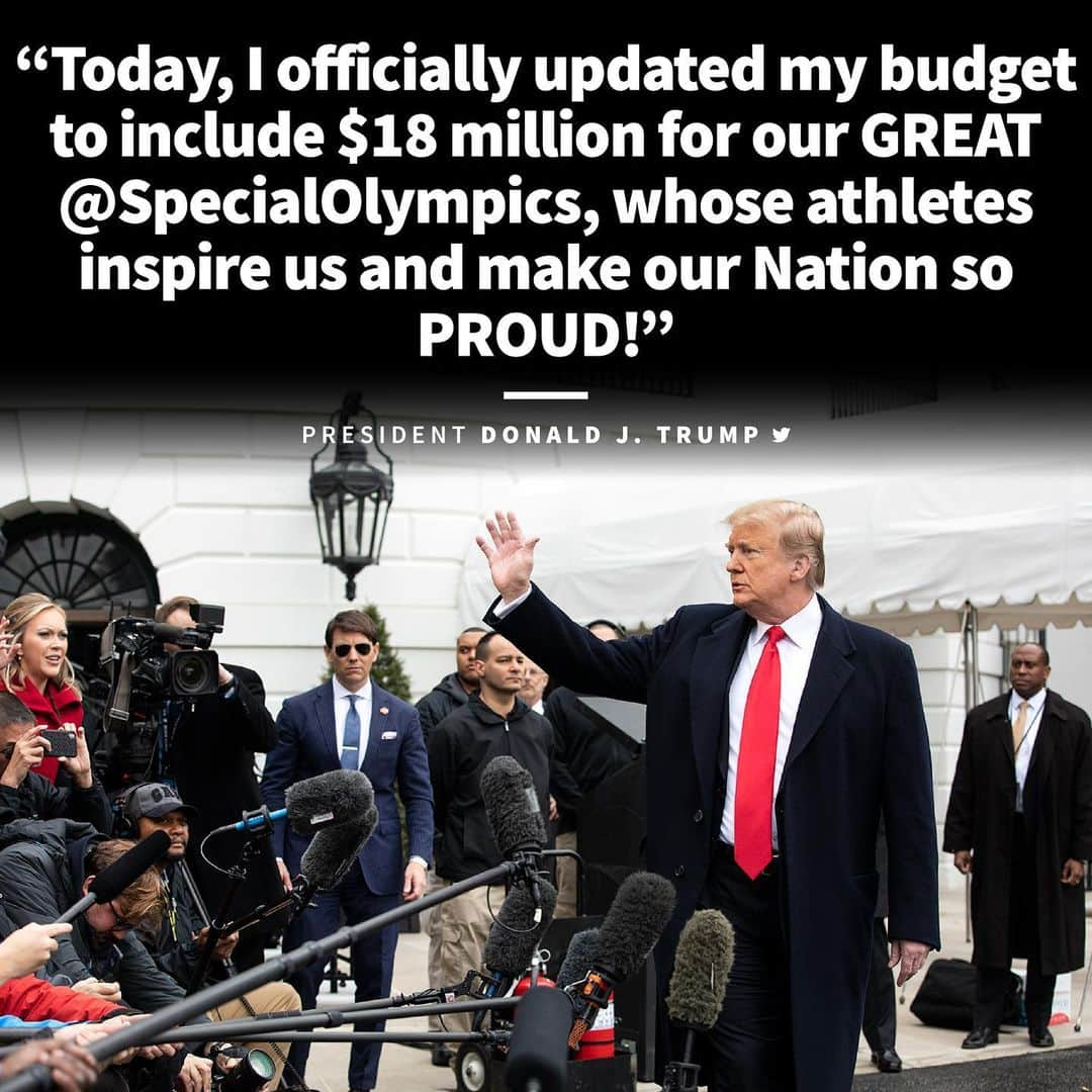 ドナルド・トランプさんのインスタグラム写真 - (ドナルド・トランプInstagram)「Today, I officially updated my budget to include $18 million for our GREAT @SpecialOlympics, whose athletes inspire us and make our Nation so PROUD!」5月14日 9時28分 - realdonaldtrump