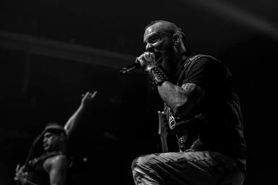 Revolverさんのインスタグラム写真 - (RevolverInstagram)「Last week, @killswitchengage, @parkwaydriveofficial, @aftertheburial and @vein.tv tore through NYC’s Terminal 5 on their Collapse the World Tour. See the hardcore madness that unfolded, link in bio 📸: @nightcapstudios」5月14日 9時30分 - revolvermag