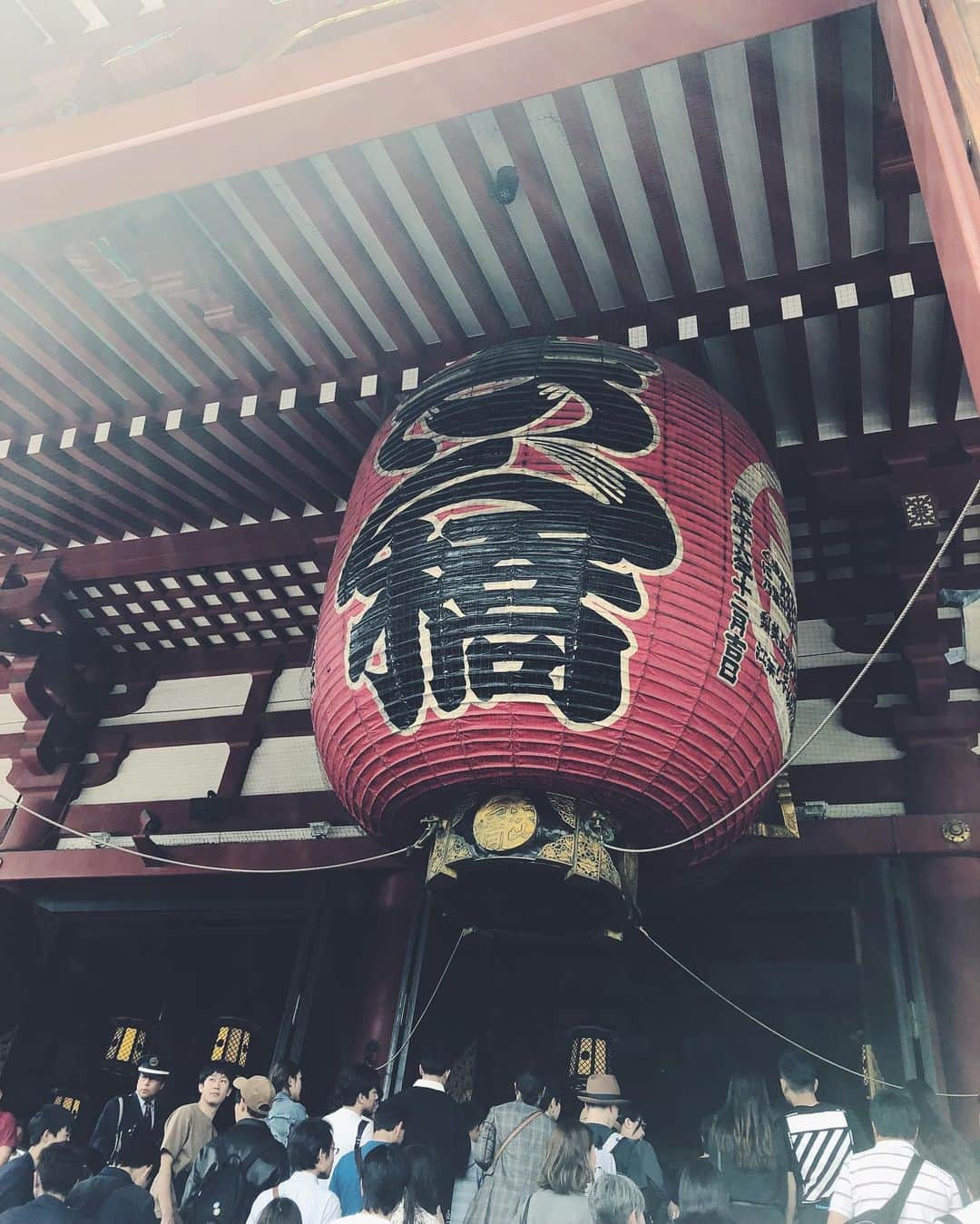 尾形沙耶香さんのインスタグラム写真 - (尾形沙耶香Instagram)「#gw2019  #asakusa 👘」5月14日 9時44分 - sayakaogata