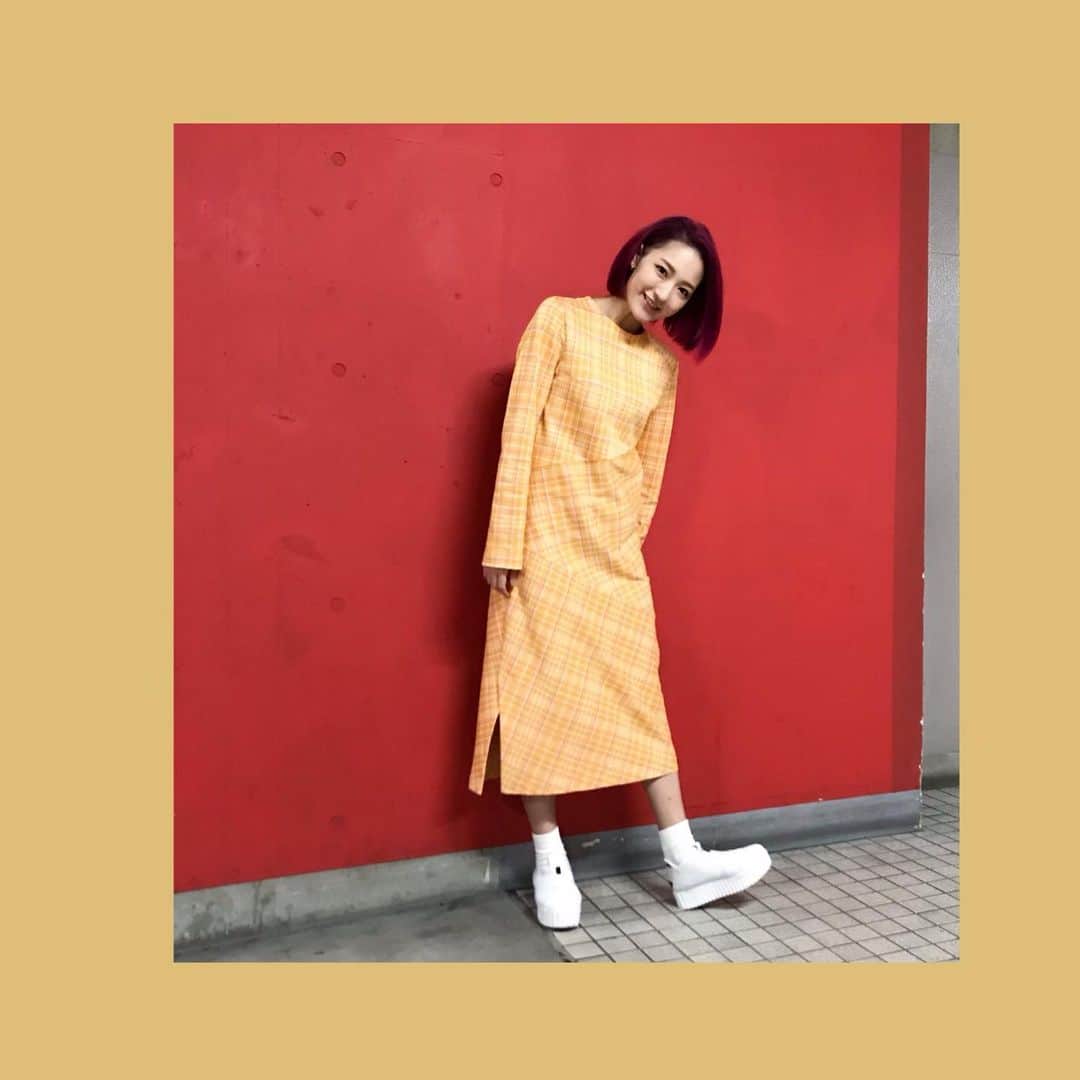 花野じゅりあさんのインスタグラム写真 - (花野じゅりあInstagram)「. pop colour☺︎ . マクドナルドの . あのキャラクターみたいな . 色合い…☺︎ . . . #fashion #yellow #red」5月14日 9時50分 - julia.hanano