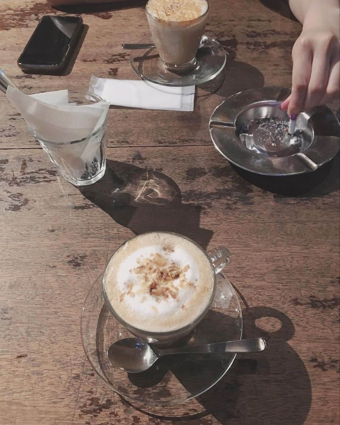 吉良穂乃香さんのインスタグラム写真 - (吉良穂乃香Instagram)「このまえここちゃんと行ったカフェのIndépendants  #Indépendants#cafe#hazelnutlatte」5月14日 9時58分 - _honoka_kira