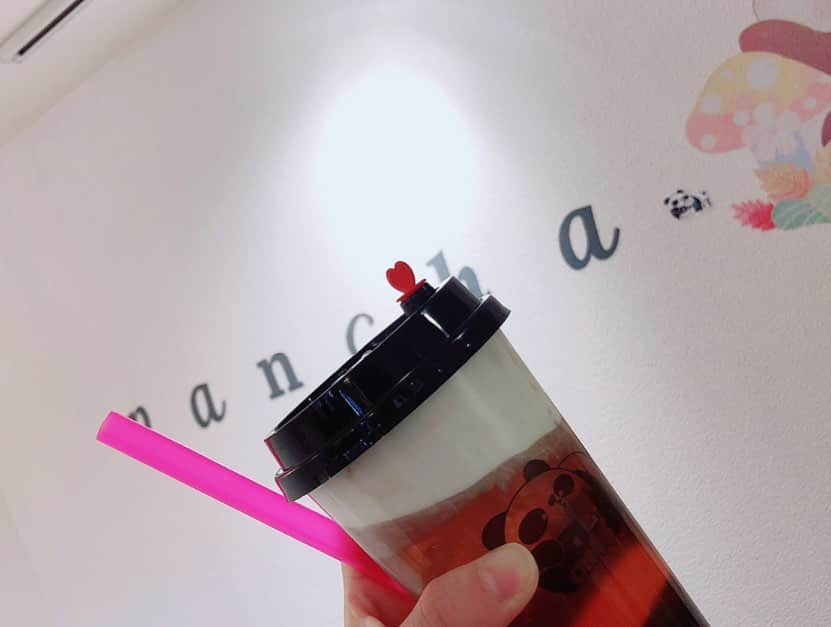 熊崎晴香さんのインスタグラム写真 - (熊崎晴香Instagram)「タピ活☺️ #gongcha #strawberry #maxsee #organicmatcha #100% #ノナラパール #juicer #bullpulu #黒糖 #pancha #flippers #icemonster #タピオカ部」5月14日 10時23分 - kumakuma9810