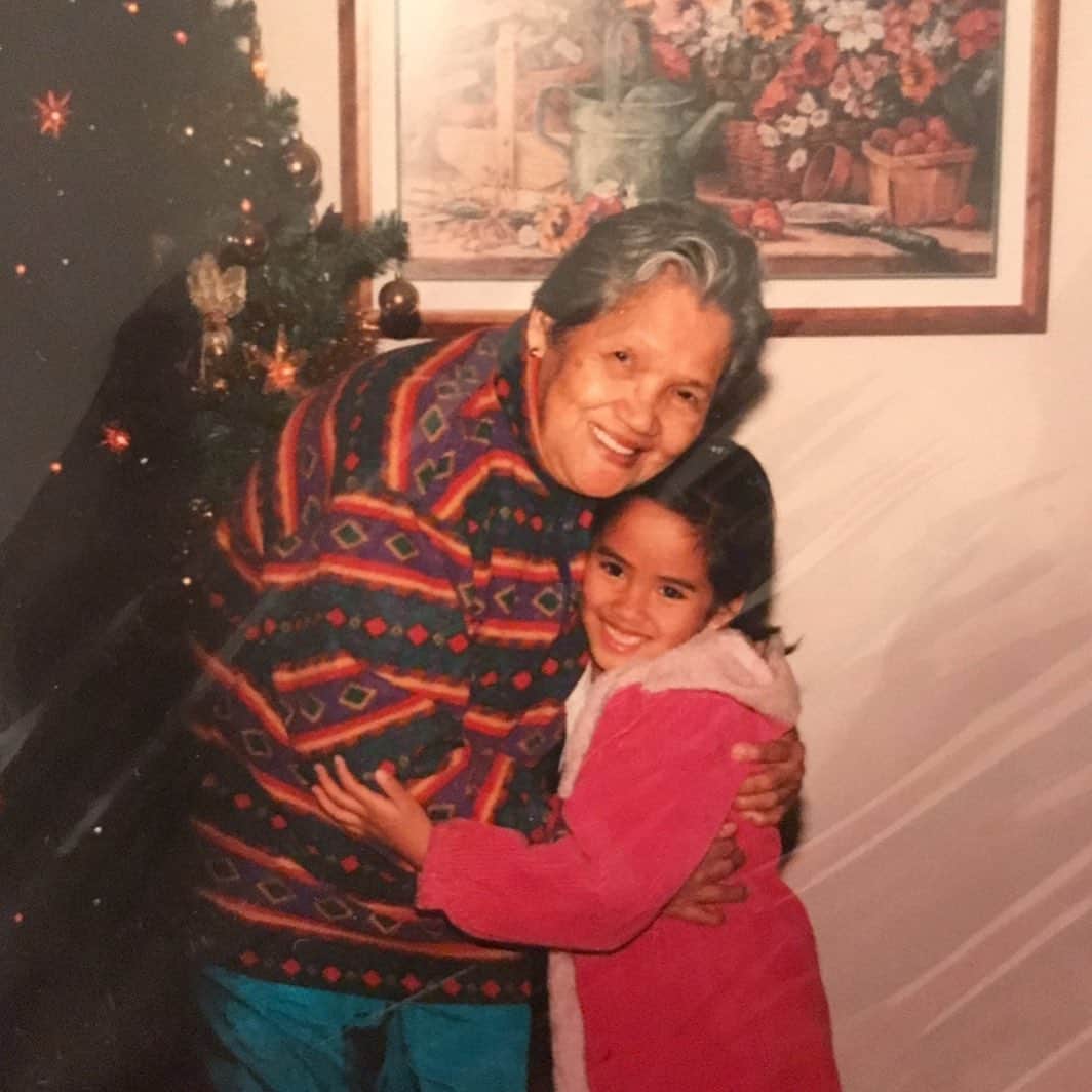 エマリン・エストラーダのインスタグラム：「our angel lola, we miss you ❤️」