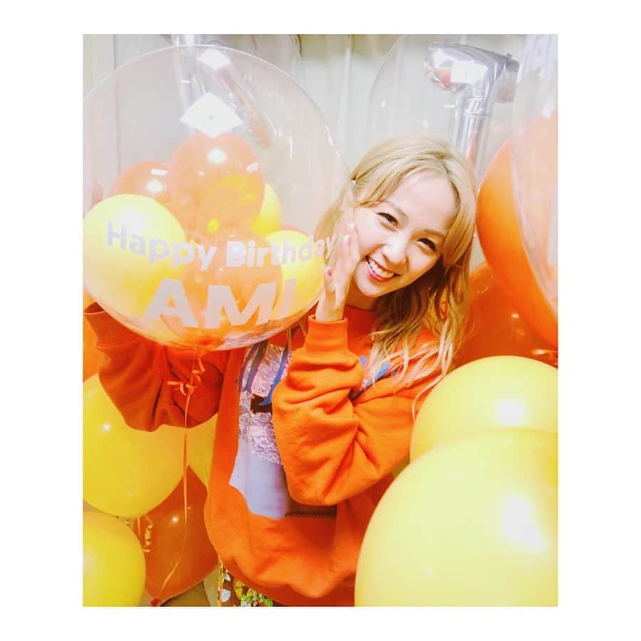 Shizukaさんのインスタグラム写真 - (ShizukaInstagram)「✴︎✴︎✴︎ Last Night...🧡 笑顔と幸せが溢れた時間🌟 - #HAPPYBIRTHDAY #PARTY #Dream #dream #残念ながら参加できなかった先輩 #幸せな一年になることを祈ってくれていますw」5月14日 10時51分 - shizuka_dream06