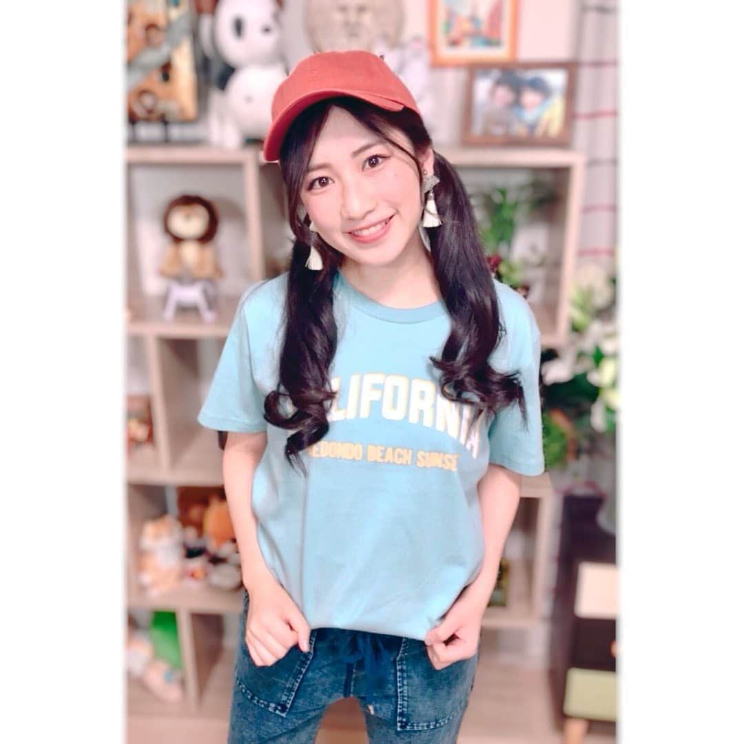 のインスタグラム：「. これはなるが撮ってくれたよ！😉🤳 . #ootd #fashion #GU #いちなる #ボンボンTV #me #cordinate #sporty #sportystyle #style #hairstyle #hairarrange #twintail #ツインテール #girl」