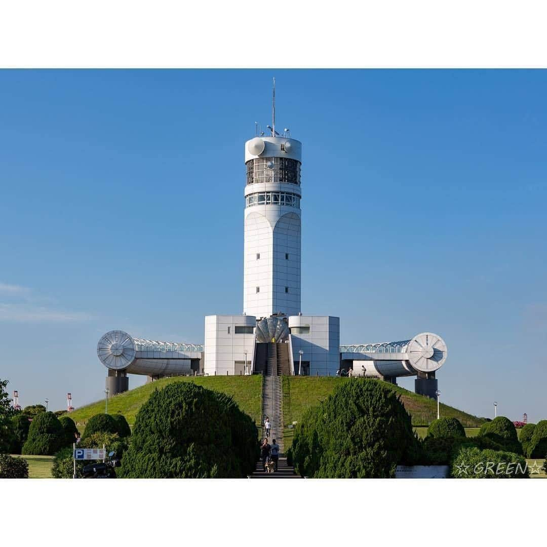 東京カメラ部 横浜分室さんのインスタグラム写真 - (東京カメラ部 横浜分室Instagram)「Photo by @green.283⠀ 「横浜港シンボルタワー」⠀ https://www.instagram.com/p/BxIIn6UASyp/⠀ .⠀ いいね！＆コメント大歓迎！⠀ ※投稿に関するご注意・ポリシーは東京カメラ部に準じます。詳しくは下記をご覧ください。⠀ http://app.minpos.com/fb/willvii/camera_jpn/static/guideline⠀ .⠀ #みなとみらい線フォト散歩 #みなとみらい線フォトさんぽ #みなとみらい線 #横浜 #新高島 #みなとみらい #馬車道 #日本大通り #元町中華街 #yokohama #東京カメラ部 #Japan #photo #写真 #日本⠀ Follow: @TCC.Yokohama」5月14日 11時00分 - tcc.yokohama