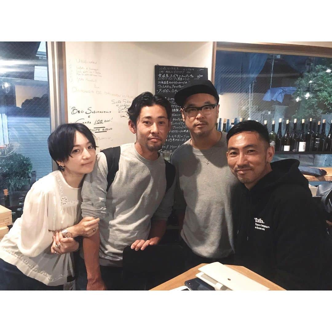 高山都さんのインスタグラム写真 - (高山都Instagram)「昨夜は前向きで気持ちのいい食事会🍴 神泉のOlrandに集合。 久しぶりに来れたけど、本当においしい。全部美味しい。ボリュームもあるから、色んなメニューをシェアするのも楽しい。 トマトのカプレーゼとか、アスパラソバージュの玉子とのバランスとか、グリンピースも春らしくて最高！カジキマグロはジューシーで肉厚でお肉みたいだし…うーん思い出してもニヤけるなー。 そのあとは、みんなで @aurelio_shibuya へ🍮 2軒目も元気や。 飲んで食べて熱い夜でした🍷 ヤッサン、青木さん、河村さん、また是非集まりましょー。 青木さん曰く、変化と挑戦が大切な今年は、自分もまだまだ前のめりで勢いつけて、頑張ろうと思えた。 #オルランド #神泉 #令和 #頑張ろう」5月14日 11時19分 - miyare38