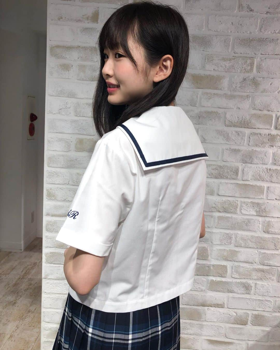 制服専門店CONOMiさんのインスタグラム写真 - (制服専門店CONOMiInstagram)「﻿ 大人気のセーラーブラウス😊👍﻿ このスカートもとっても可愛くて﻿ 人気です🥰﻿ ﻿﻿﻿ ﻿ ﻿ model→(@yabusaya0928 )﻿﻿ 身長→170cm﻿﻿﻿﻿ ⭐️着用サイズ﻿﻿﻿﻿ セーラーブラウス→L﻿﻿﻿﻿ ﻿﻿﻿ ﻿﻿﻿ セーラーブラウス→¥7900 リボン→¥1800﻿﻿﻿﻿ スカート¥9800﻿﻿﻿﻿ ハイソックス→¥1000﻿﻿﻿﻿ ローファー→¥9800﻿﻿﻿﻿ ⚠️全て税抜きの金額です✨✨﻿﻿﻿﻿ ﻿﻿﻿ ﻿﻿﻿ #制服#お洒落#写真#photo#カメラ#fashion#code#スカート#skirt#ローファー#可愛い#asiangirls#高校生#jk#jc#中学生#学校#セーラー服#highschool#japanesegirl#japaneseidol#被写体#ブラウス#コーディネート#교복#아이돌#모델#sailorsuit#撮影#ポートレート」5月14日 11時55分 - conomi_official