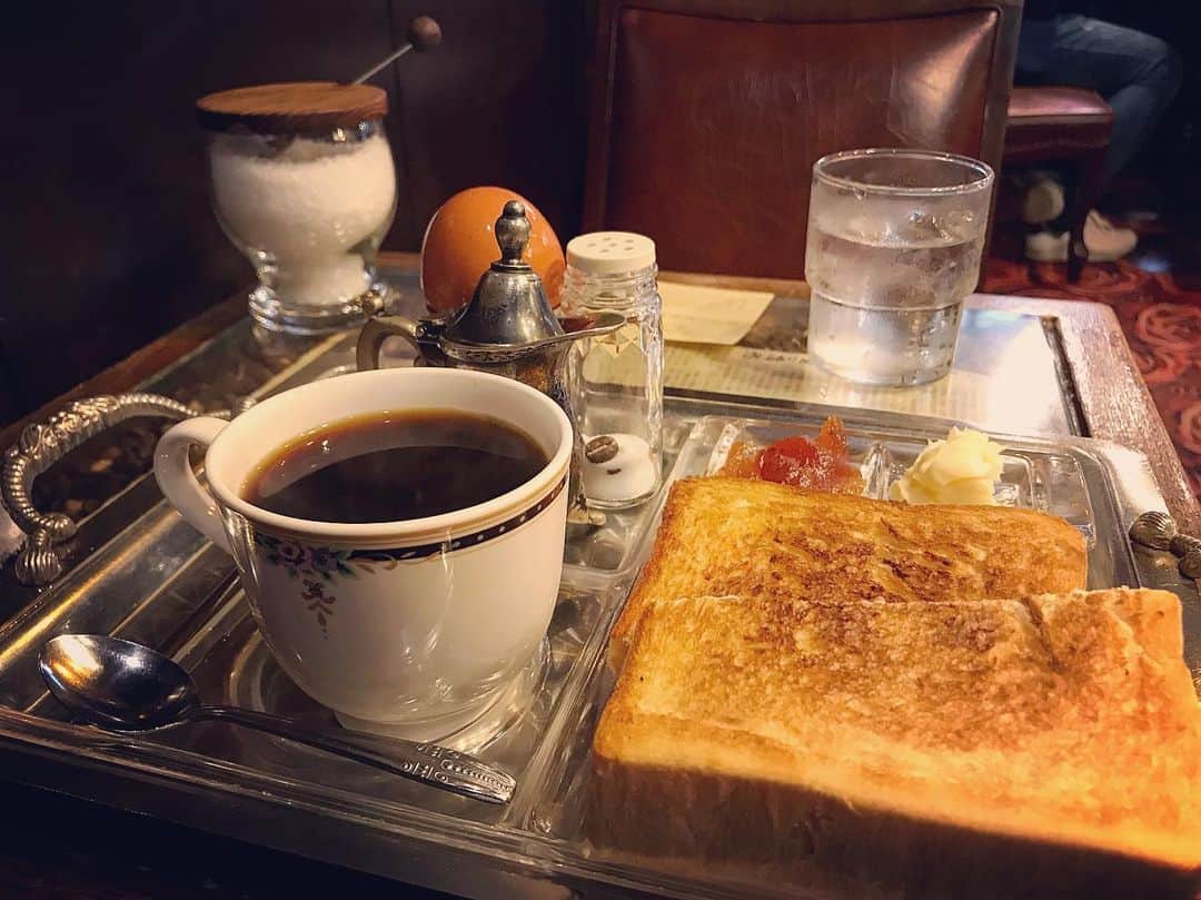 阿部裕幸さんのインスタグラム写真 - (阿部裕幸Instagram)「ひさびさのルアン☕️ #ルアン #oldschool #cafe #japanesestylecafe #モーニングセット」5月14日 12時23分 - abeani111