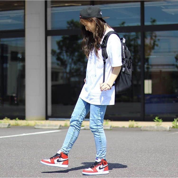 のインスタグラム：「. . . #ジャパスニ女子 タグより#ジャパスニピックアップ . . . model➡️ @ss_0000000 👟 #NIKE #jordan1spiderman を使った#スニーカーコーデ ✨✨ ぜひ皆さんも参考にしてみては？💥💥 . . . #ジャパスニ #ジャパスニ女子 #ジャパスニピックアップ #sneaker #kicks #スニーカー #スニーカーコーデ #スニーカー男子 #スニーカー女子 #ナイキ #ナイキスニーカー #airjordan #jordan1 #airjordan1 #jordan #ジョーダン #ジョーダン1 #spiderman #marvel #supreme #supremenyc #シュプリーム」