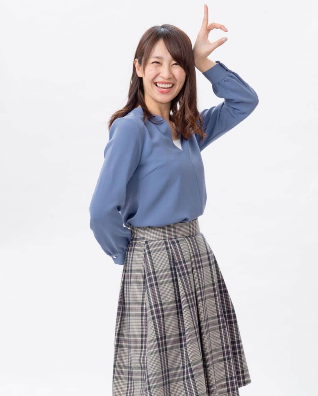 静岡朝日テレビ５chさんのインスタグラム写真 - (静岡朝日テレビ５chInstagram)「【宣材写真ちょっと出し】 1人目は、すっかりニュースの顔に定着した #広瀬麻知子 アナウンサー🥺💕 ※2枚目はいつも通りの広瀬アナ💨 アナタはどちらがお好きですか✨  #とびっきりしずおか  #ニュース #ニュースキャスター #あさひテレビ #アナウンサー #テレベンチャー」5月14日 13時12分 - satv_5ch