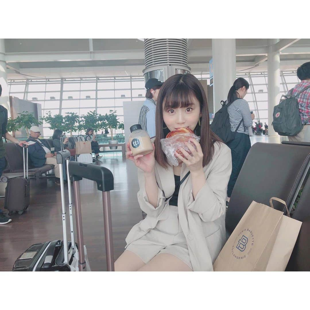 吉川千愛さんのインスタグラム写真 - (吉川千愛Instagram)「お休みに友達とソウルへ✈️ アワビ粥とにんにくチキン 美味しかったなぁ🥰 カオルTVで見たところいっぱい周れたww  #ソウル #seoul #ソウル旅行 #あわび粥 #にんにくチキン #コンジハウス #congeehouse #明洞 #文来洞元祖マヌルトンタッ #文来 #LinQ #吉川千愛 #あいんちゅ」5月14日 13時18分 - chiaki_yo