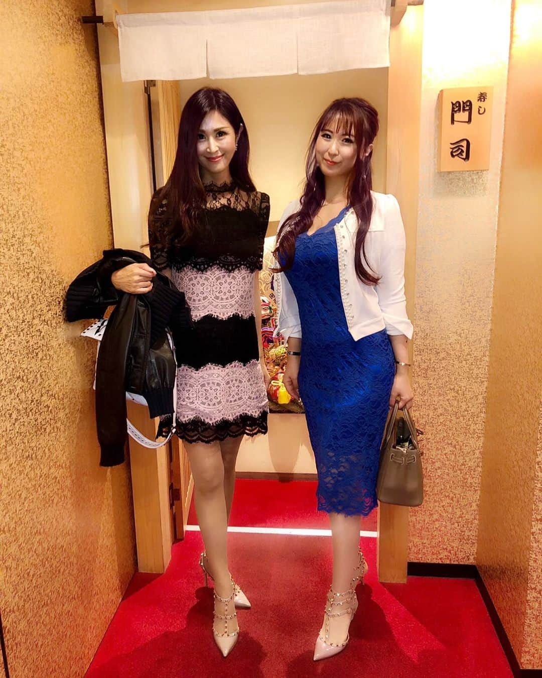 越野矢素子さんのインスタグラム写真 - (越野矢素子Instagram)「偶然、お揃いの靴👠でした😆 #ハイヒール#ヴァレンティノ#ヴァレンティノシューズ」5月14日 13時26分 - loversyaso