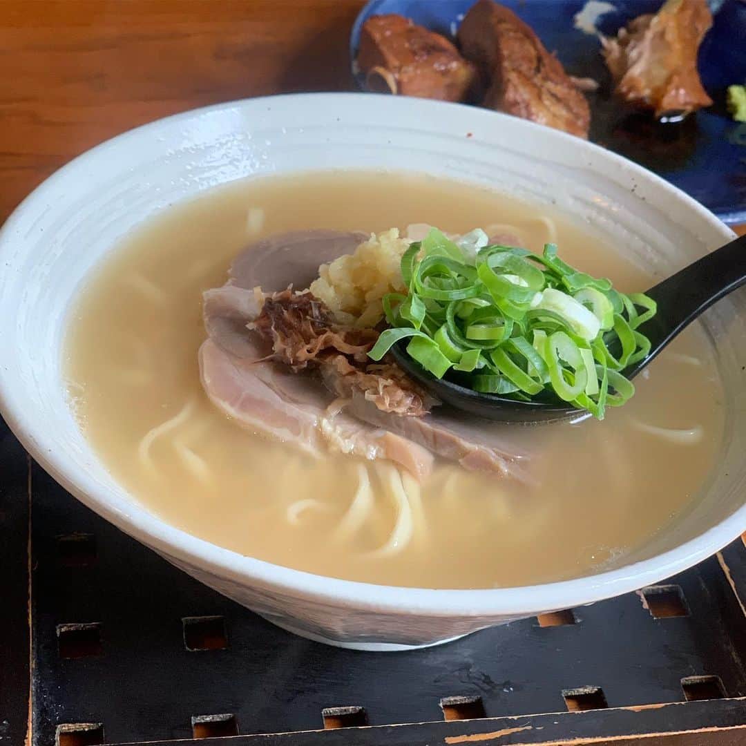 崎山一葉のグルメインスタ