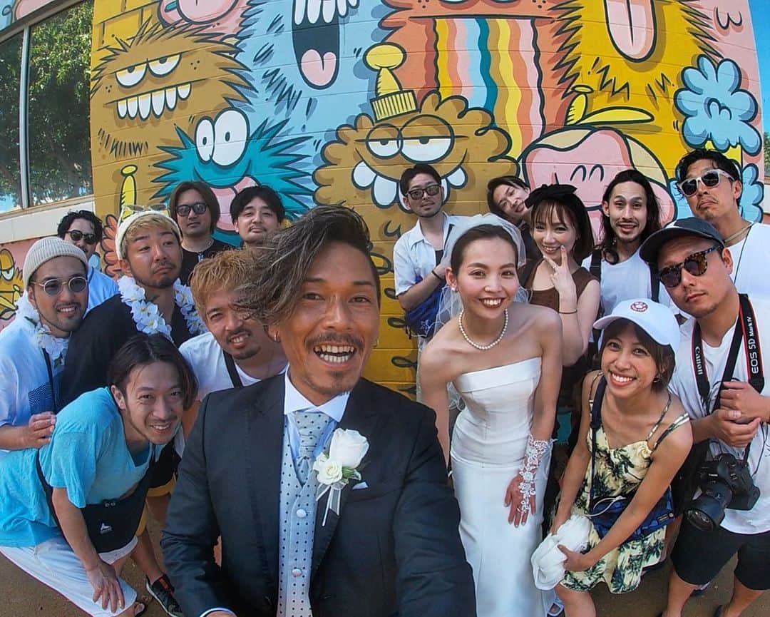 Yuta Misumiさんのインスタグラム写真 - (Yuta MisumiInstagram)「. ㅤㅤㅤㅤㅤㅤㅤㅤㅤㅤㅤㅤㅤストーリーでお騒がせしてますが、無事 #豹の結婚式 に間に合いました。 ㅤㅤㅤㅤㅤㅤㅤㅤㅤㅤㅤㅤㅤ欠航からのスタートでヒヤヒヤしましたが、ジリジリするくらいの快晴で最高でした🌈🤙🏽 ㅤㅤㅤㅤㅤㅤㅤㅤㅤㅤㅤㅤㅤ. ㅤㅤㅤㅤㅤㅤㅤㅤㅤㅤㅤㅤㅤ. ㅤㅤㅤㅤㅤㅤㅤㅤㅤㅤㅤㅤㅤ #HAWAII#wedding」5月14日 14時33分 - yutamisumi