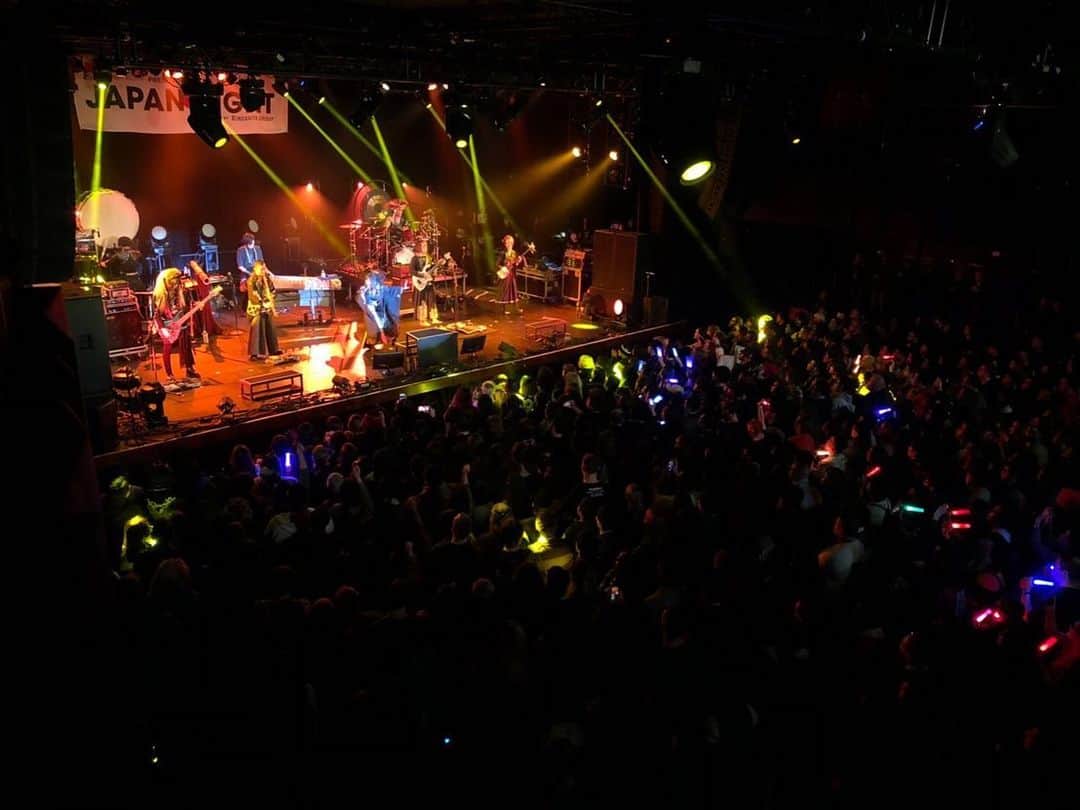 和楽器バンドさんのインスタグラム写真 - (和楽器バンドInstagram)「We finished the live concert in NYC! You guys were asome! We hope to see you soon. Thank you so much!!! #japannight #wagakkiband #nyc #playstationtheater #japanday」5月15日 3時21分 - wagakkiband