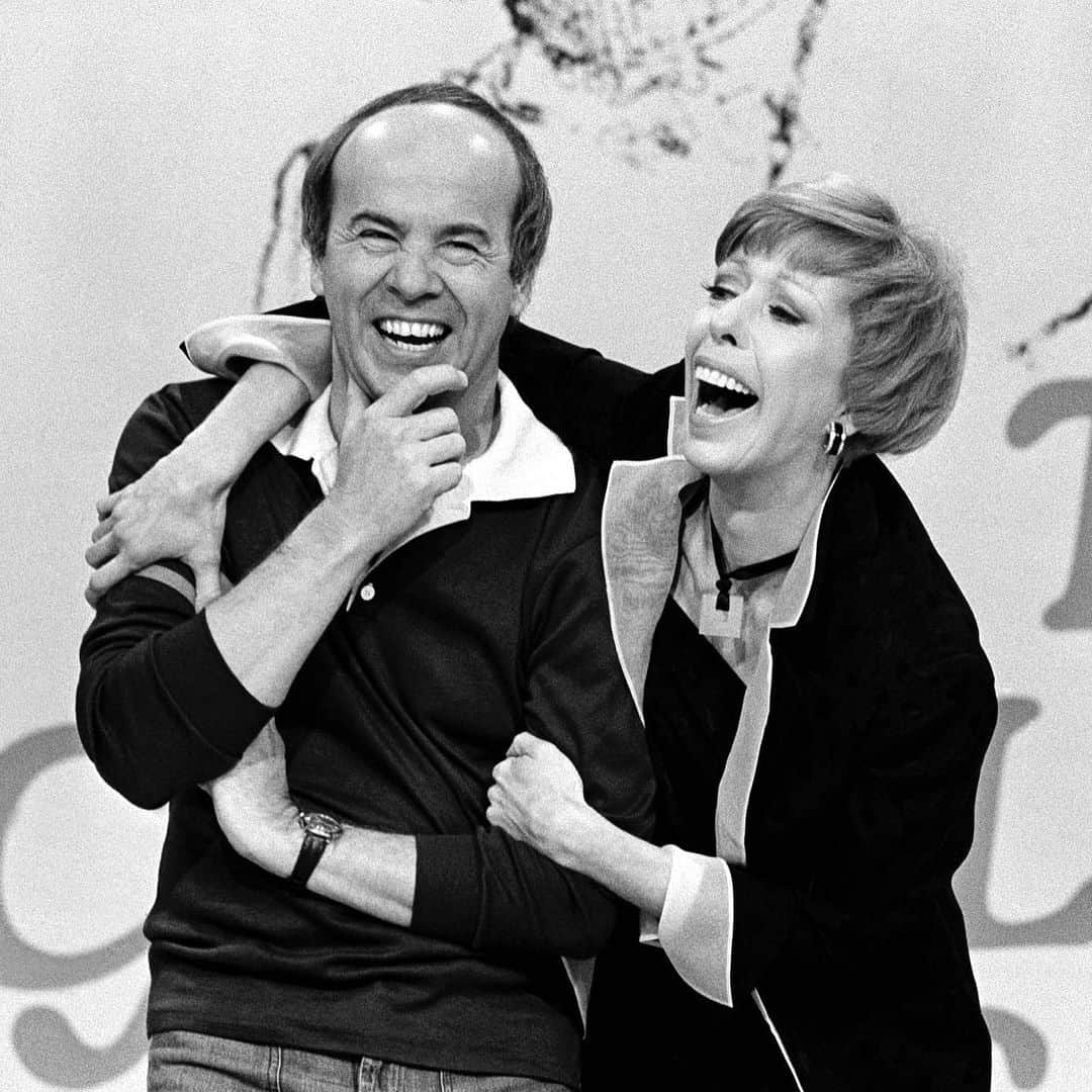 NBC Newsさんのインスタグラム写真 - (NBC NewsInstagram)「JUST IN: #TimConway, who made generations laugh on TV shows like 'McHale's Navy' and 'The Carol Burnett Show', has died at age 85, publicist says. Click the link in our bio to read more. . 📷 George Brich / @apnews」5月15日 1時51分 - nbcnews