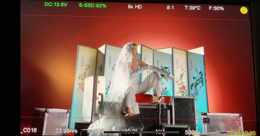 ル（AHN ELLY）さんのインスタグラム写真 - (ル（AHN ELLY）Instagram)「MARRY ME? 💍 #EXID #MEANDU #190515 #COMEBACK」5月15日 2時05分 - x_xellybabyx