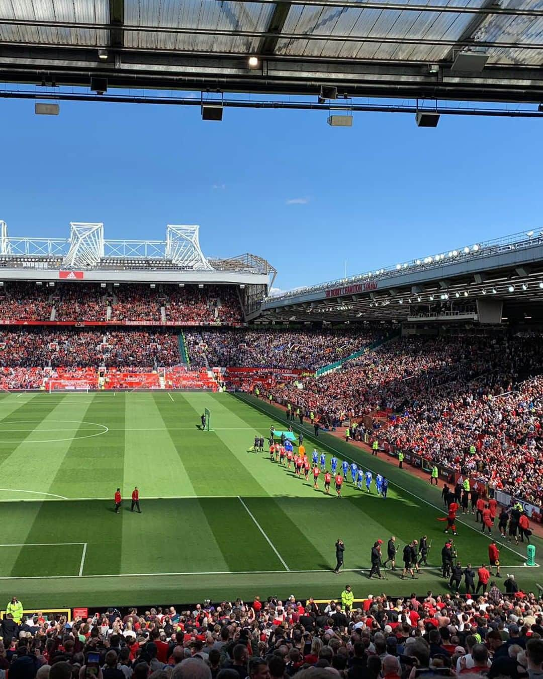 マンチェスター・ユナイテッドさんのインスタグラム写真 - (マンチェスター・ユナイテッドInstagram)「Until August... 👋 #MUFC #OldTrafford 📸: @MUFC_matchday_pics」5月15日 2時09分 - manchesterunited