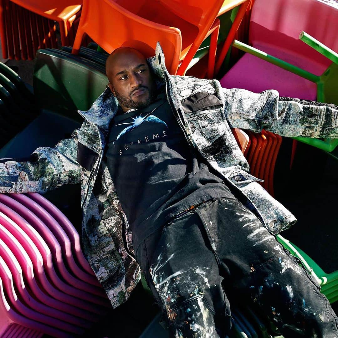 Vogueさんのインスタグラム写真 - (VogueInstagram)「@virgilabloh—the very definition of a modern designer—has achieved global fame for his work with Off White and @LouisVuitton. Tap the link in our bio for a candid conversation with the designer at home in Chicago on the eve of a new museum retrospective. Photographed by @antoncorbijn4real, Vogue, June 2019. Written by @jonathanvanmeter.」5月15日 2時27分 - voguemagazine