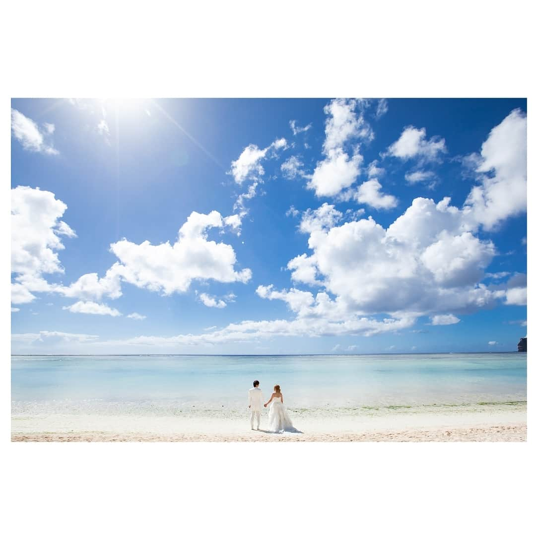 L Photography Guamさんのインスタグラム写真 - (L Photography GuamInstagram)「先日撮影のお客様♪ 最高の天気！ ----------------- #Lフォト #lphotographyguam  #ウェディングフォト #結婚写真  #ロケーションフォト #グアムウェディング #前撮り #HUEART_life  #結婚式撮影 #結婚式カメラマン  #ウェディングフォトグラファー  #happywedding #結婚式準備  #marryxoxo #marry花嫁  #卒花嫁 #卒花 #チェリフォト  #ファインダー越しの私の世界  #写真で伝えたい私の世界 #写真撮ってる人と繋がりたい  #写真好きな人と繋がりたい  #日本中のプレ花嫁さんと繋がりたい  #東京カメラ部 #tokyocameraclub  #instawedding #weddingphoto #guam #グアム #ビーチフォト  フォトプランのお申し込み、お問合せはDM、またはメールでどうぞ。」5月14日 18時45分 - lphotographyguam