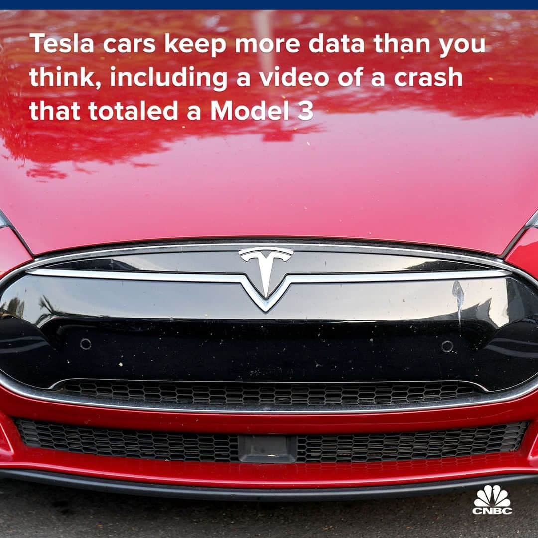 のインスタグラム：「If you crash your Tesla, when it goes to the junk yard, it could carry a bunch of your history with it.⠀ ⠀ The computers on Tesla vehicles keep everything that drivers have voluntarily stored on their cars, plus tons of other information generated by the vehicles including video, location and navigational data showing exactly what happened leading up to a crash, according to two security researchers.⠀ ⠀ One video extracted from a wrecked Model 3 shows the car speeding out of the right lane into the trees off the left side of a dark two-lane route. ⠀ ⠀ You can read more about this story and watch the video at our link in bio.⠀ *⠀ *⠀ *⠀ *⠀ *⠀ *⠀ *⠀ #tesla #model3 #teslalife #electric #roadtrip #spacex #technology #teslamotors #future #tech #elonmusk #cnbc」