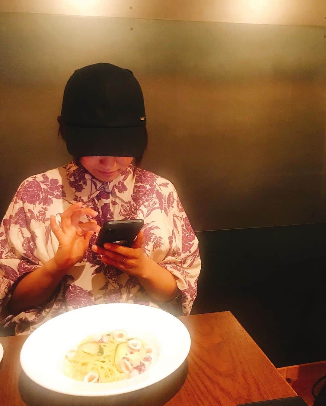 藤本真由さんのインスタグラム写真 - (藤本真由Instagram)「@hitomiyasueda  定期開催のやっさんとランチ🍽❤️ 恵比寿にある#toothtooth へ✨  ヤリイカとズッキーーーニの明太子パスタ\( ˆoˆ )/ 美味しかったよ🍝  パンも食べ放題🍞🥐🥖 フォカッチャもオススメ☺️ 炭水化物のオンパレード😂  #japan #tokyo #ebisu #lunch #cafe #dayoff」5月14日 19時08分 - mayusuke25
