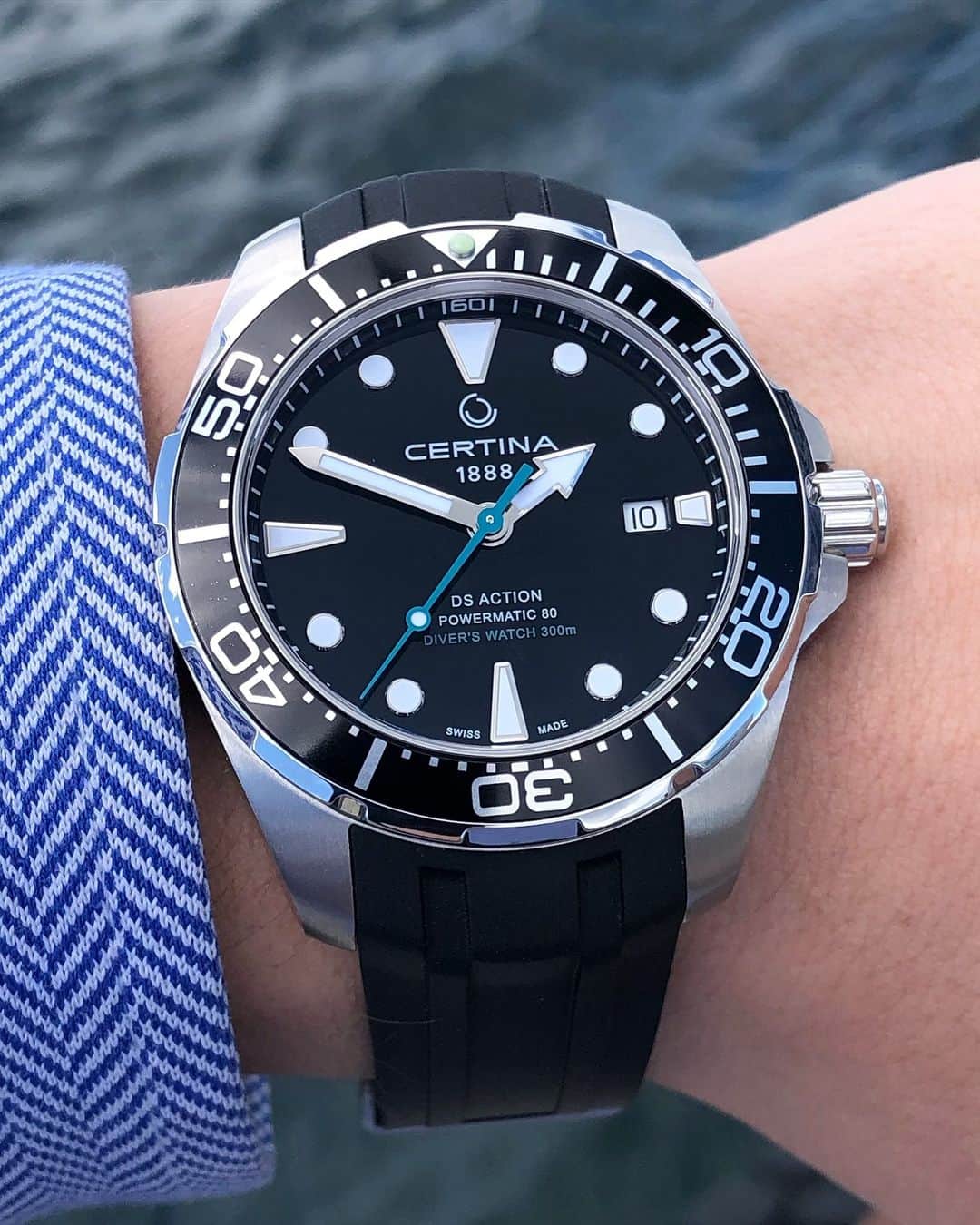 Daily Watchさんのインスタグラム写真 - (Daily WatchInstagram)「The brand new @Certina DS Action Diver Sea Turtle Conservancy 60th Anniversary. The watch is a symbol of both diving perfection and caring for our planet  #CountOnMe #Certina」5月14日 19時54分 - dailywatch