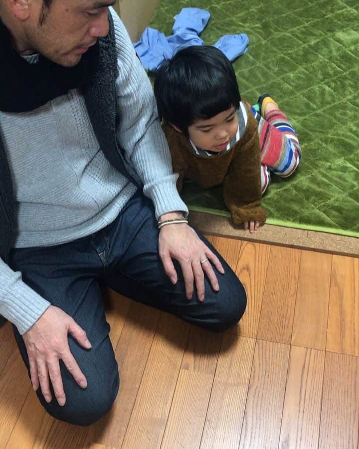kougeishaのインスタグラム：「銀さんにはビシバシ厳しいパポでございます。これ前にも投稿してたらすみません。」