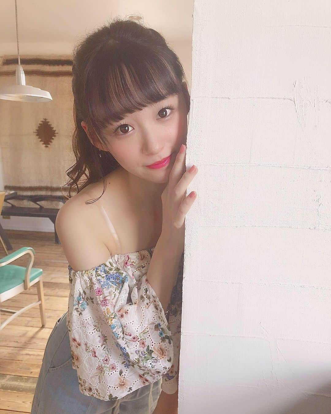 音嶋莉沙さんのインスタグラム写真 - (音嶋莉沙Instagram)「ひょっこりさ😝」5月14日 20時34分 - otoshima_risa