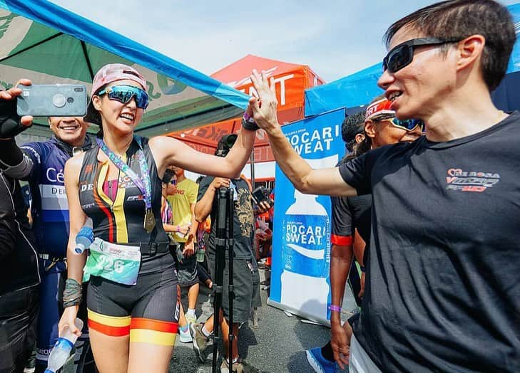 Kim Chiuさんのインスタグラム写真 - (Kim ChiuInstagram)「RUN- BIKE-RUN 🏃🏻‍♀️🚴🏻‍♀️🏃🏻‍♀️. #duathlon . 2nd race of the year!!!!☀️again finished 4th place in my category!!!! 👍🏻yahoooo! won’t stop till I step on that podium!!! 🥇🥈🥉 konti nlng!!! 😁 hihi .😝 special thank you to sir nelson of #derosacorsa @corsacyclesph @oakley_ph for my eyewear」5月14日 20時44分 - chinitaprincess