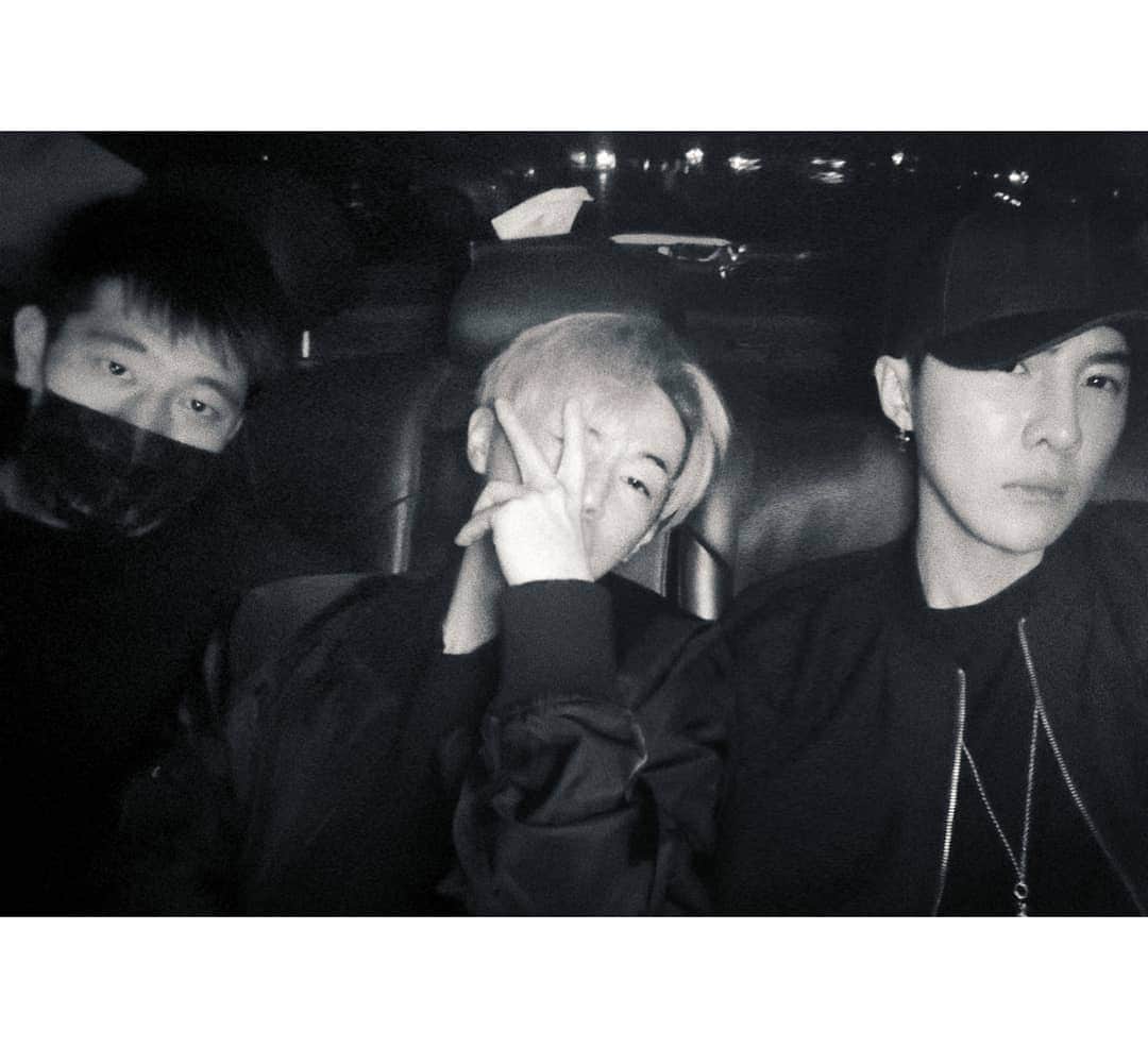 ダンソン・タンのインスタグラム：「MIB ⚫⚫⚫ #DT #HOTHEART #SEVENDAYS #唐禹哲」