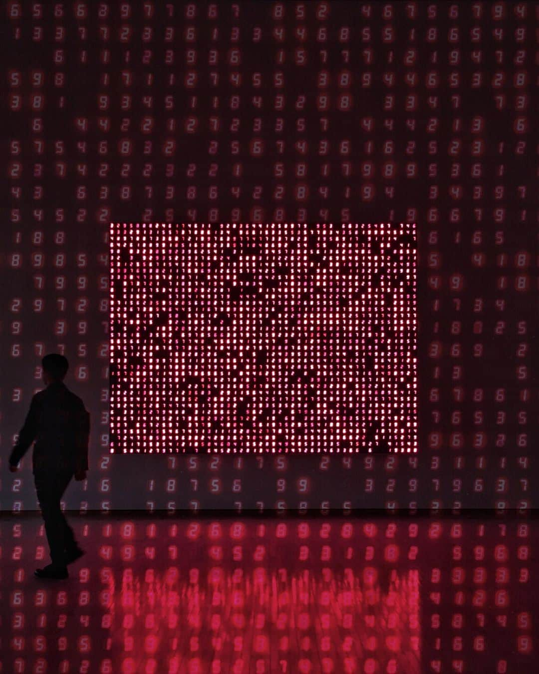 Yasuhito Shigakiさんのインスタグラム写真 - (Yasuhito ShigakiInstagram)「. . A total of 1728 LEDs . . Tokyo, Japan . #宮島達男 #tatsuomiyajima」5月14日 21時08分 - neijin0218