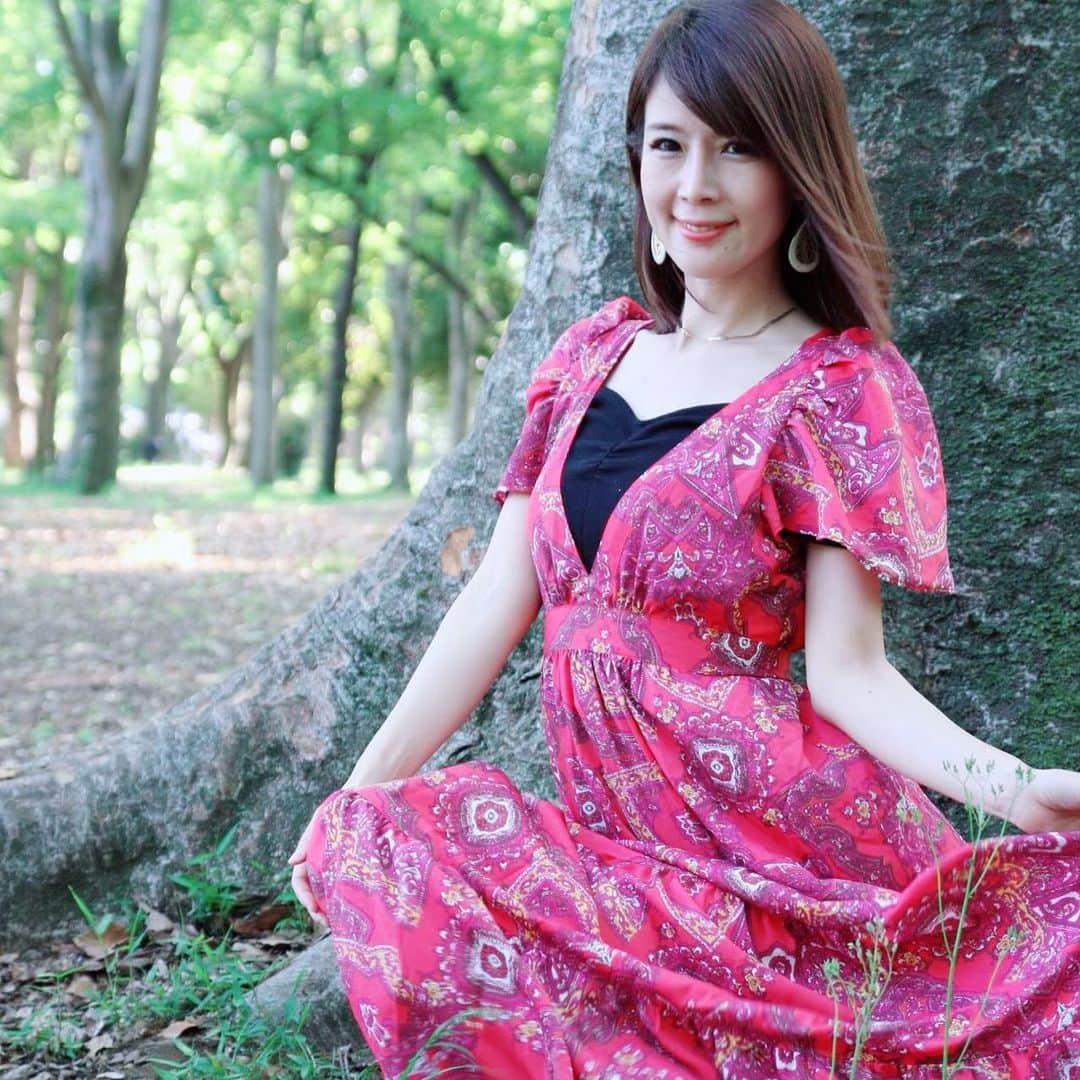 沢木麻衣のインスタグラム：「みなさんこんばんは( ^ω^ )Mai☆Karuです(^ ^) 18日の詳細です！久しぶりに個人撮影会開催します！  日程 5月18日（土） 場所 都内某所ロケ撮影 時間.参加費 ①10時〜10時45分 9000円 ②11時15分〜12時 9000円 ③12時45分〜13時45分 12000円 ④14時15分〜15時15分 12000円 ⑤15時45分〜16時30分 9000円  ③④の時間参加の場合ツーショットチェキ1枚付きます。 ①②⑤の時間参加の場合ツーショットチェキは別途料金になります  参加人数定員 各部1名様  小雨決行です。 悪天候時や参加人数によっては場所変更、内容の変更、もしくは中止の場合もあります。ご了承くださいませ。 〈有料オプション〉 ・最大15分間までの延長 ・衣装チェンジ ・チェキの追加撮影 ✳︎初めて参加の方も大歓迎です(^ ^) カメラがなくてもスマホでOK！ 1対1の個撮なのでゆっくりお話ししながら楽しく撮影しましょう。ぜひお気軽に参加してね。 初めての方はわからないことはできる範囲でお教えいたしますのでお気軽にご参加くださいね（＾ω＾） <申込方法> お申込はmaikaru720@gmail.comに必要事項を書いてメールしてください。 折り返しご連絡いたします。 -・-・-・-・-・-・-・-・-・-・-・-・- 【タイトル】個人撮影会予約 【本文】 ・お名前： ・電話番号： ・参加部(①〜⑤)  第1希望：  第2希望：  第3希望： -・-・-・-・-・-・-・-・-・-・-・-・- <ご注意> ▼撮影について 撮影会中でもモデルの了承を得ていない撮影はご遠慮ください。 撮影会以外でのスマホ等での簡易な撮影については都度ご確認のほどご協力お願い致します。 ▼その他 お質問やご不明点については<maikaru720@gmail.com> までにお気軽にお問い合わせください。」