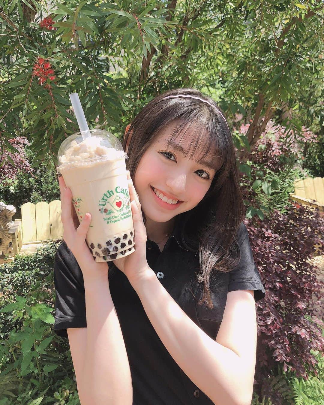 香音さんのインスタグラム写真 - (香音Instagram)「仲良しちゃんとurth caffeに😌❤︎ やっぱりurth caffe大好きだなあ。 👭👭 . . . #urthcaffe . . そして、！ 16日からLINEライブ配信バトルが始まります！！ 16日の夜配信予定です~❤︎ 詳しい時間は、またお知らせするね！ LINELIVEのアカウントはストーリーに載せまする~☺︎フォローしてくださいね🤫🍒」5月14日 21時36分 - kanon420_official