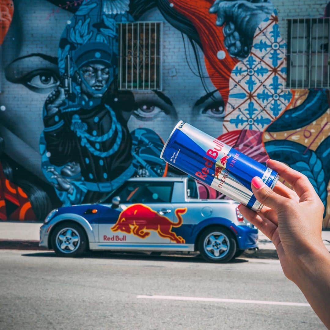 のインスタグラム：「Next time you see one of our Minis, snag this picture idea! 🤩 🖌️: @tristaneaton #redbull #mini #perspective #givesyouwings」